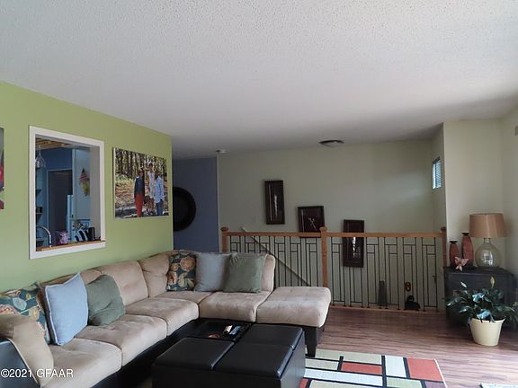 4th image of 2286 27th Ave S