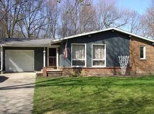 3106 Avon St, Midland, MI 48640