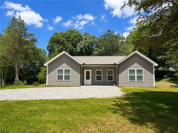 4678 Miller Lake Rd, Gainesville, GA 30507