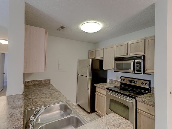 5th image of 2011 Highway 17 N Unit 2200K