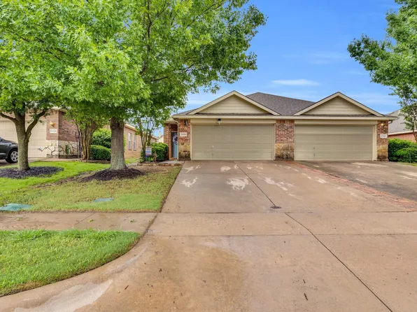 1326 Piedmont Dr, Mansfield, TX 76063