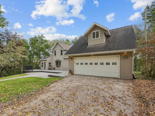 201 Pearson St, La Valle, WI 53941