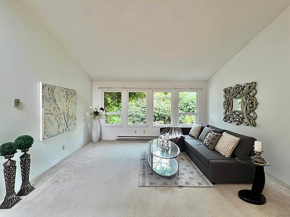 3rd image of 1205 Cypress Pl