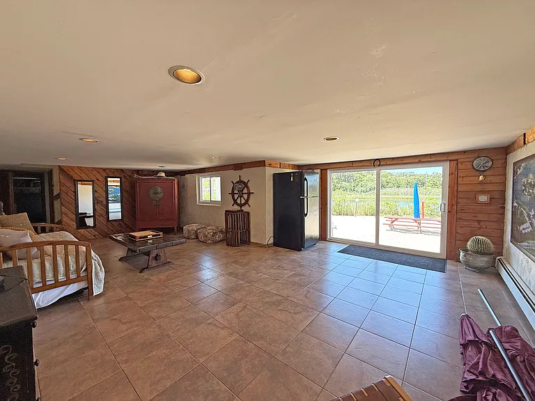 19 Cold Spring Ct — Photo 24