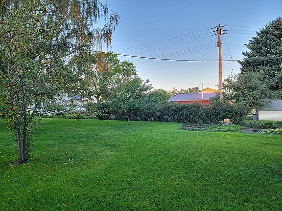 Spacious lawn area