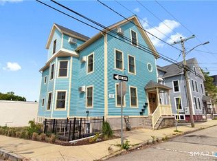 2 Coit Street APT 1, New London, CT 06320