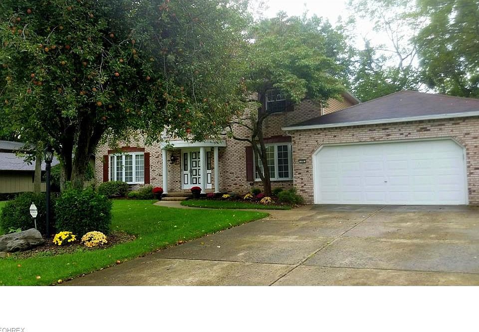 1st image of 126 Windbrook Dr
