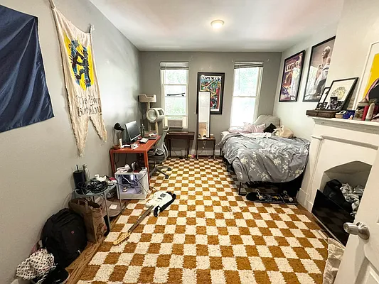 Rented by Delmark Realty LLC | media 3