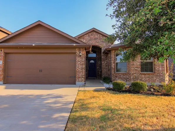 2617 Clarks Mill Ln, Fort Worth, TX 76123
