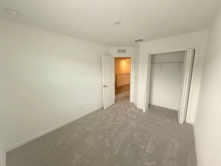 207 Hubbard Bend St — Photo 17