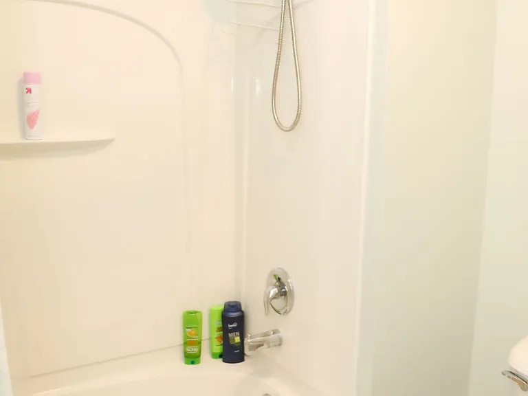454 Howland Dr — Photo 29