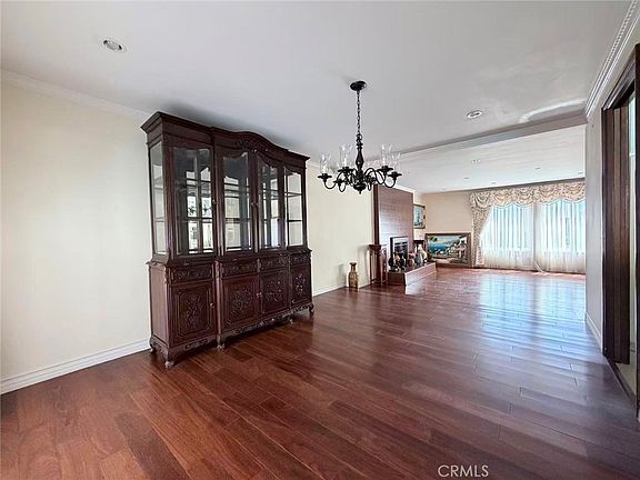 2nd image of 15625 Mar Vista St