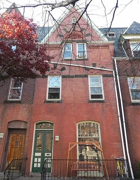 326 S 42nd St — Photo 1