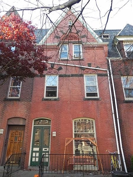 1st image of 326 S 42nd St