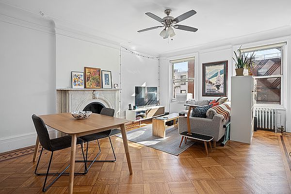 1st image of 156 Montague St APT 4R