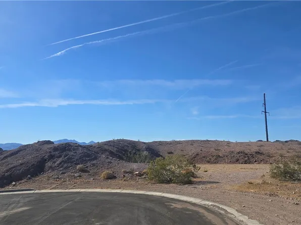 3055 Canyon De Chelly Dr, Bullhead City, AZ 86429