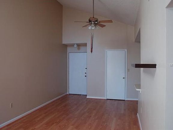 5th image of 3534 Southpointe Dr #201