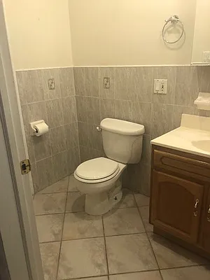 Rented by Alexander Bilu, LREB | media 20