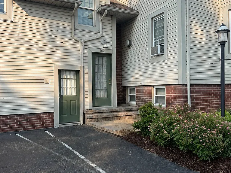 311 S Prospect Ave #102 — Photo 9