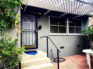 122 N Heliotrope Ave, Monrovia, CA 91016