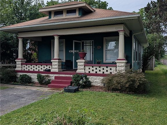 2nd image of 112 E Harrison Avenue