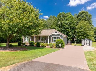 428 Westmoreland Dr, Clover, SC 29710