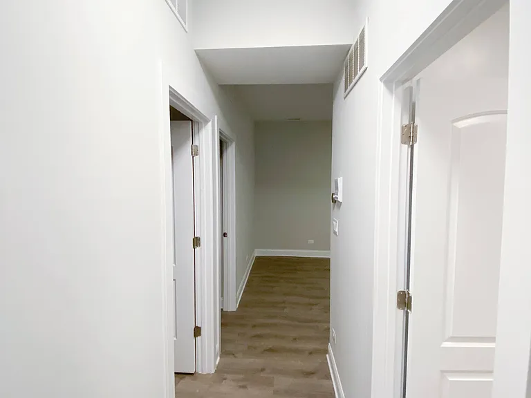 3108 N. Milwaukee Ave. — Photo 11