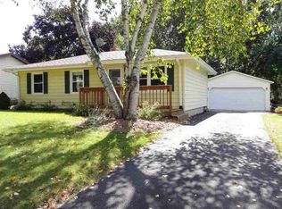 4901 Hamlet Pl, Madison, WI 53714