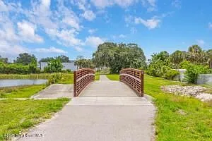 2 bed, 2.0 bath, 1093 sqft, $1,850 — Photo 3