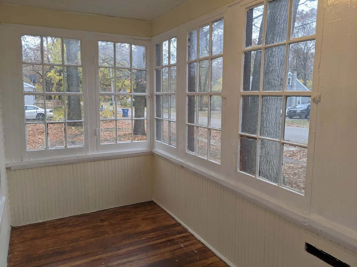 3200 5th St, 1 bedroom house — Photo 2