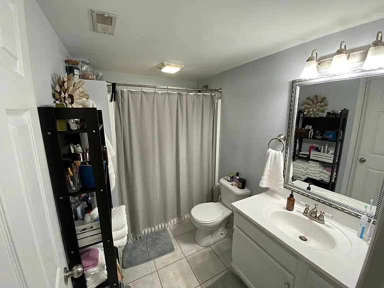 5589 Jonquil Ln #BASEMENT — Photo 10