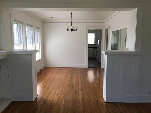 3rd image of 708-10 21st St