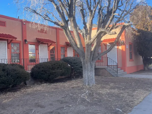 201 11th St NW APT 3, Albuquerque, NM 87102