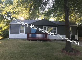 406 9th Street Ter, Warrensburg, MO 64093