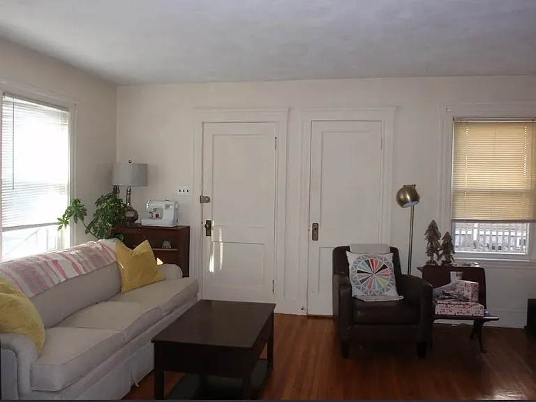 94 Bourne St #1 — Photo 3