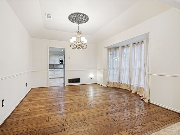 4th image of 9 Stillwaters Dr