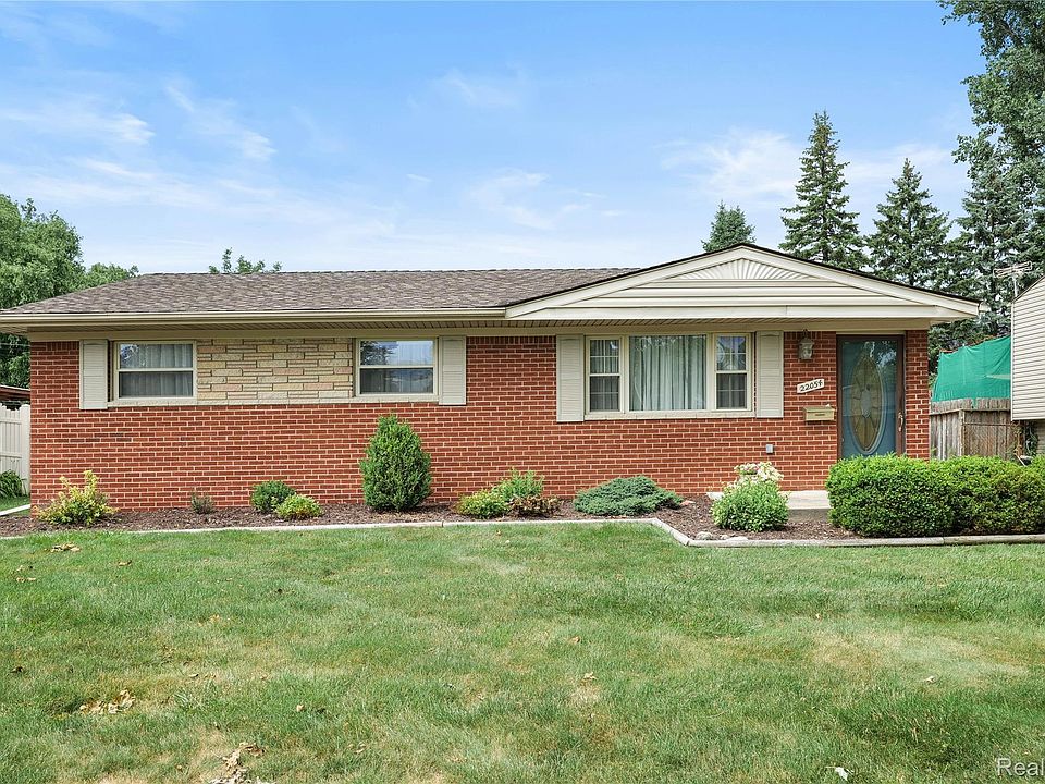 1st image of 22054 Haig St