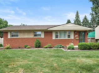 22054 Haig St, Taylor, MI 48180