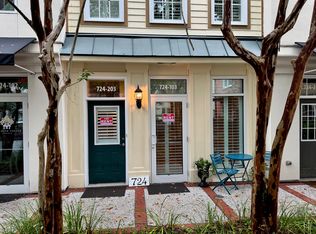 724 S Shelmore Blvd #203, Mount Pleasant, SC 29464