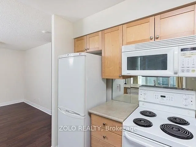 2121 Lake Shore Blvd W #1501 — Photo 21