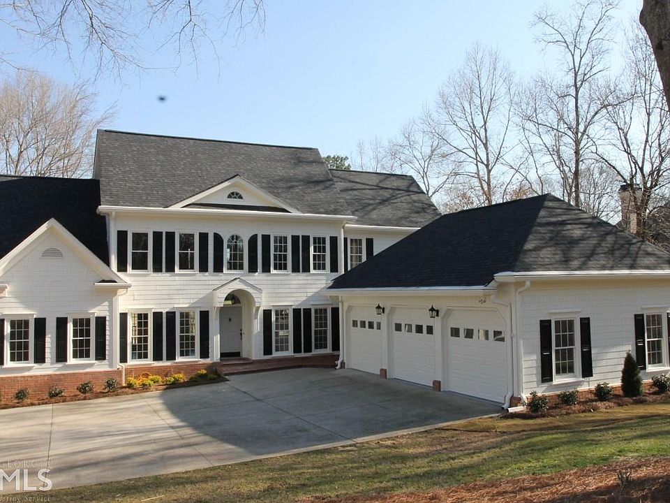 1st image of 5555 Golf Club Dr