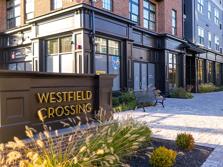 Westfield Crossing — Photo 3