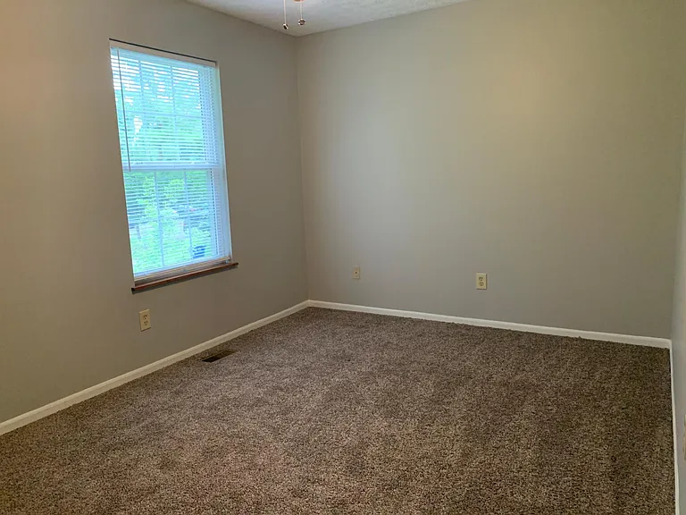 1619 N Star Ave — Photo 24