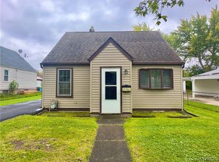 75 Buckeye Rd, Amherst, NY 14226