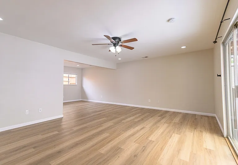 358 I Ave — Photo 6