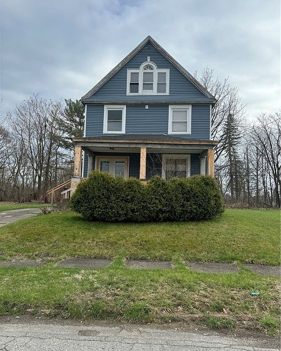1st image of 181 W Earle Ave