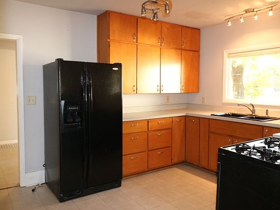 5th image of 2203 Morehouse Ave