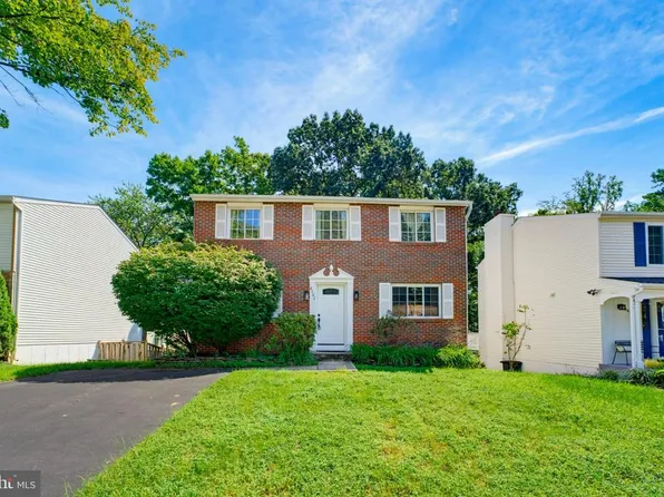 8467 Magic Tree Ct, Springfield, VA 22153