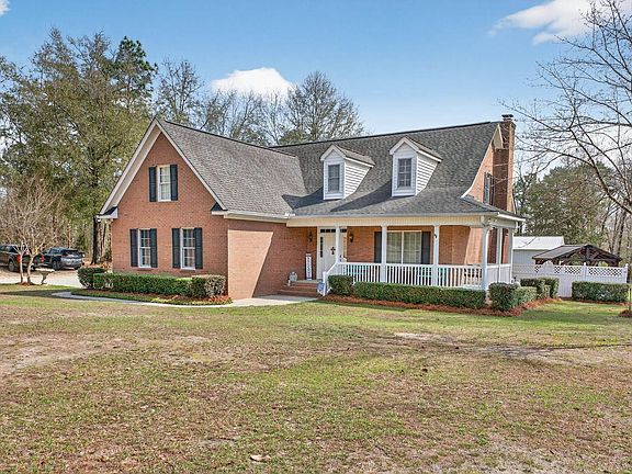 3rd image of 785 S Dixie Rd