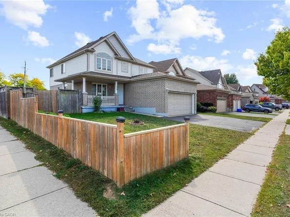 120 Gees Way, Cambridge, ON N3C 4N1